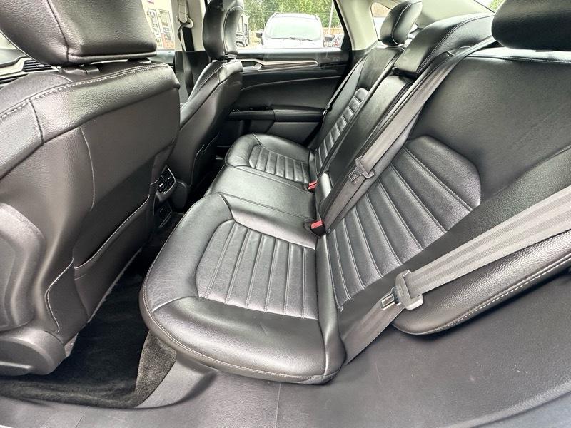 Ford Fusion SE AWD 2016