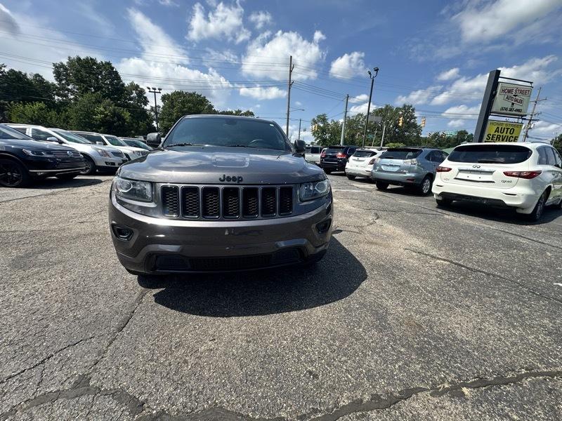Jeep Grand Cherokee Laredo 4WD 2015