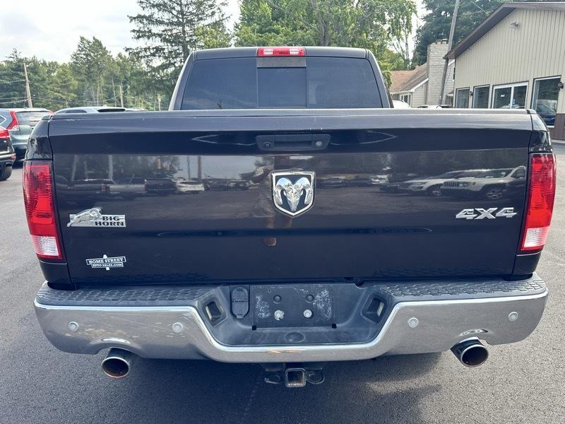 RAM 1500 SLT Crew Cab SWB 4WD 2017