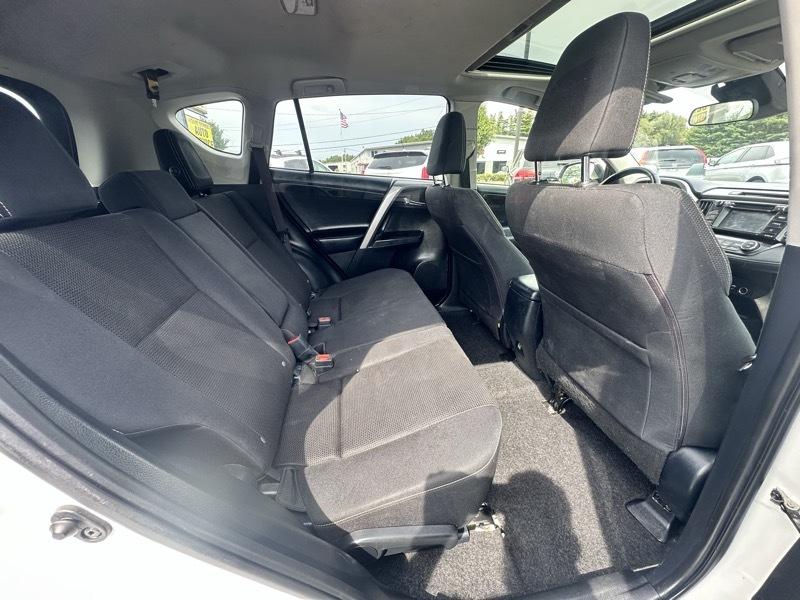 Toyota RAV4 XLE AWD 2018