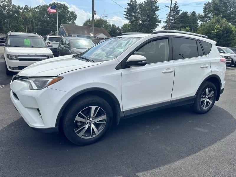 Toyota RAV4 XLE AWD 2018