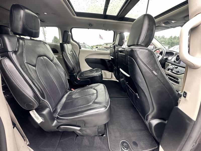 Chrysler Pacifica Limited 2018