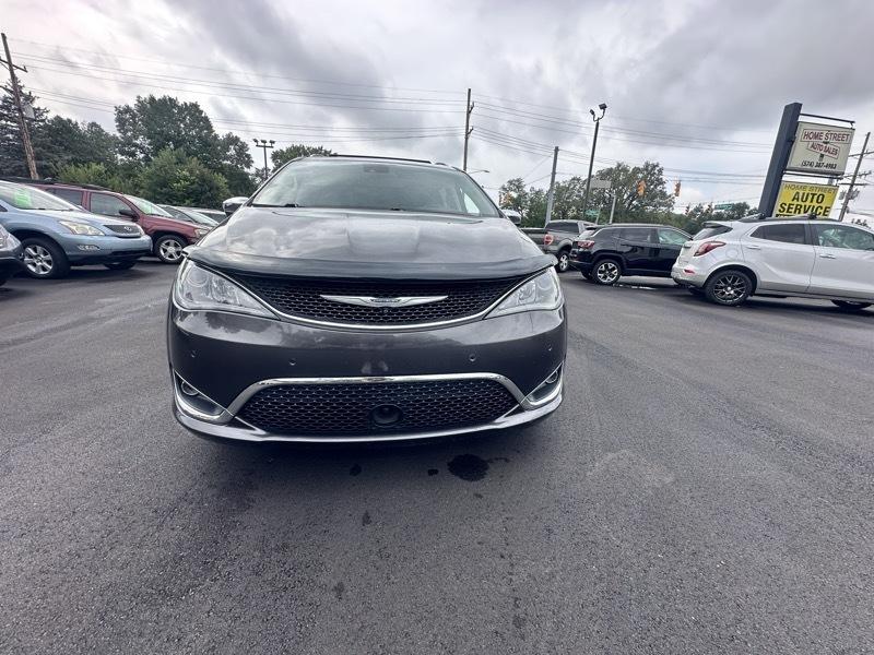 Chrysler Pacifica Limited 2018