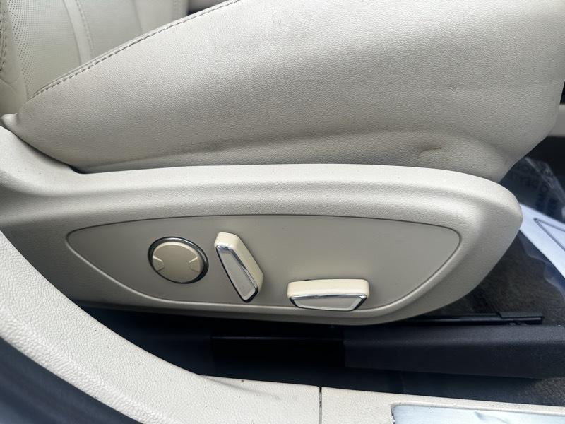 Lincoln MKZ AWD 2013