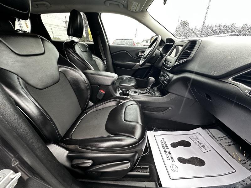 Jeep Cherokee Latitude Plus 4WD 2019