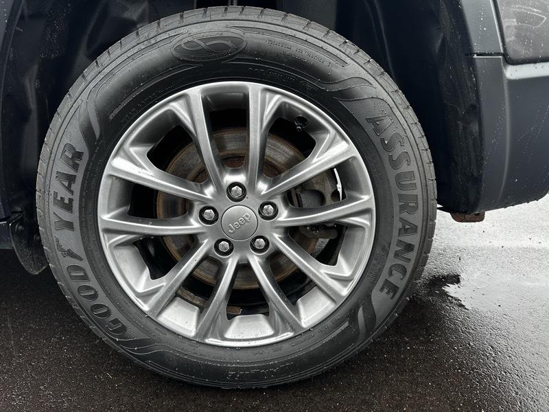 Jeep Cherokee Latitude Plus 4WD 2019