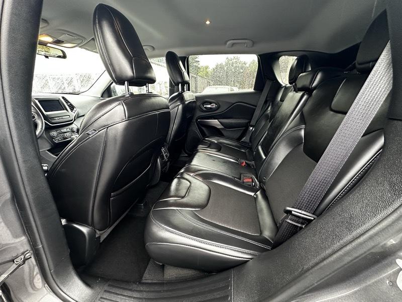 Jeep Cherokee Latitude Plus 4WD 2019