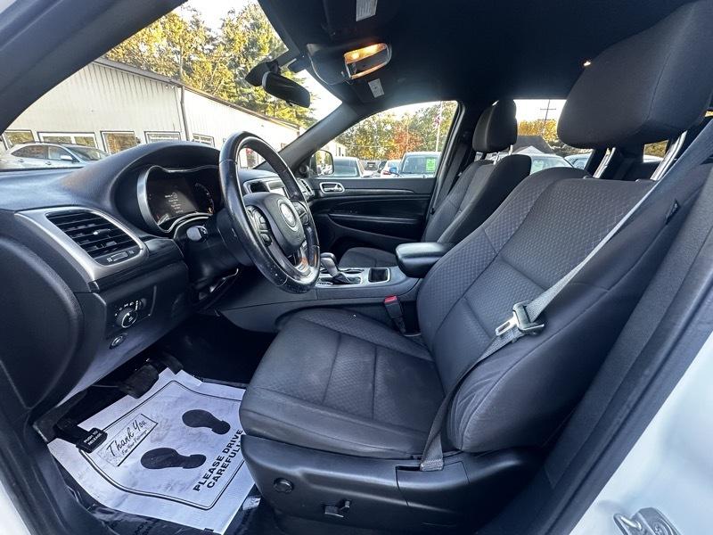 Jeep Grand Cherokee Laredo 2019