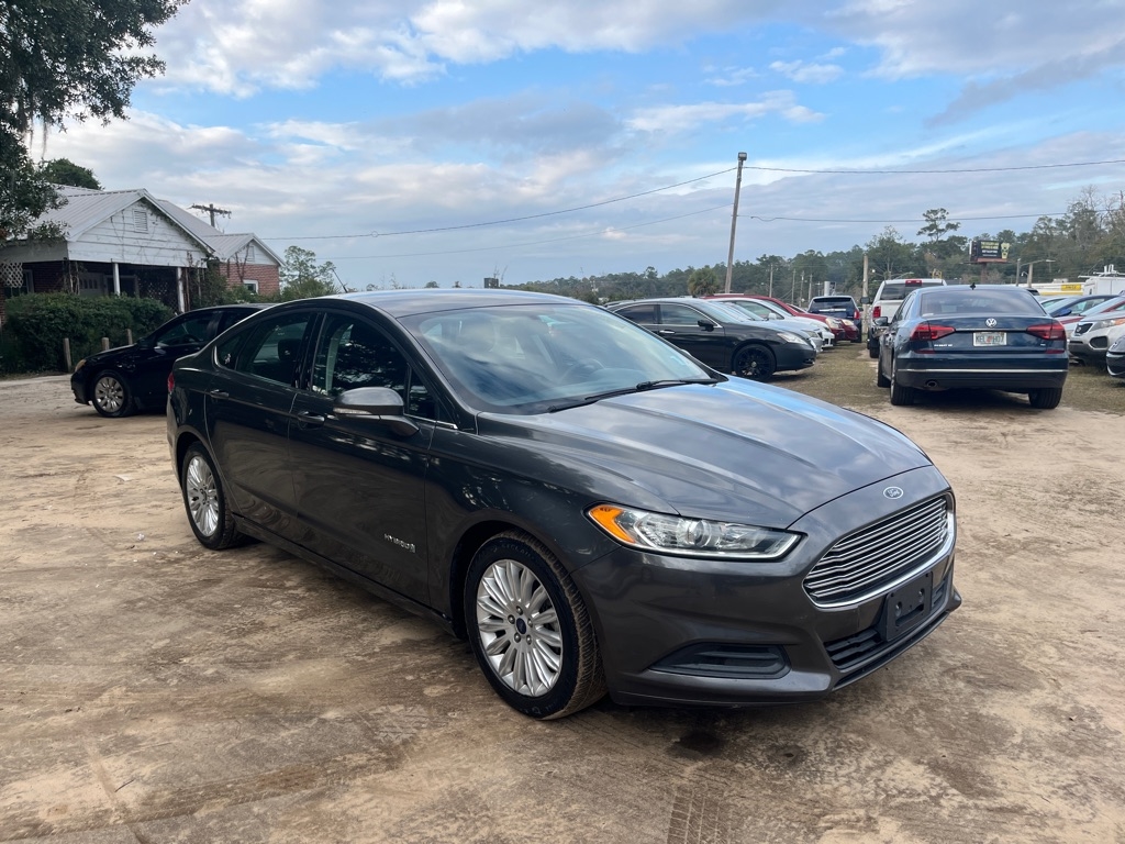 2016 Ford Fusion Hybrid SE