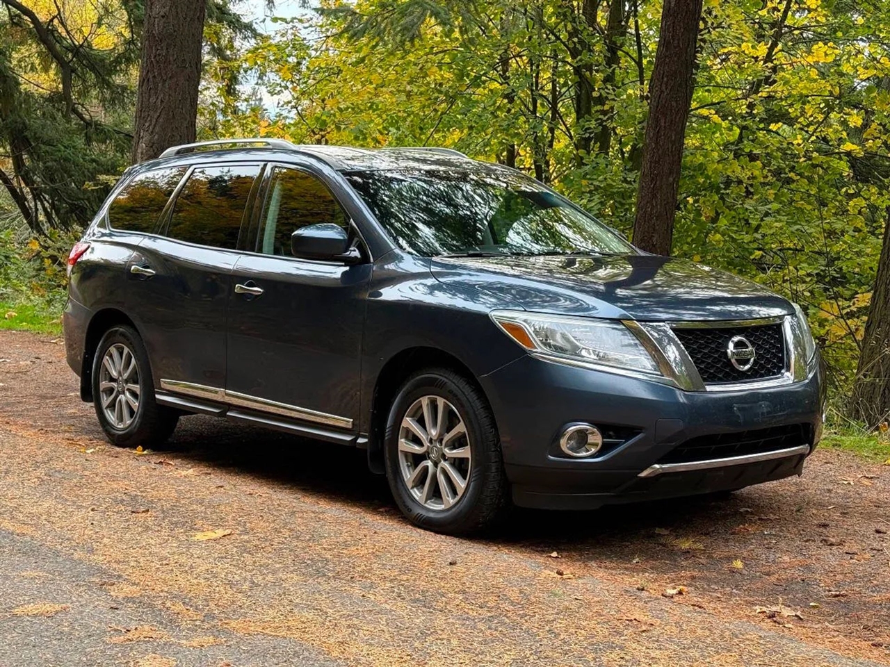 2015 Nissan Pathfinder SL 4WD