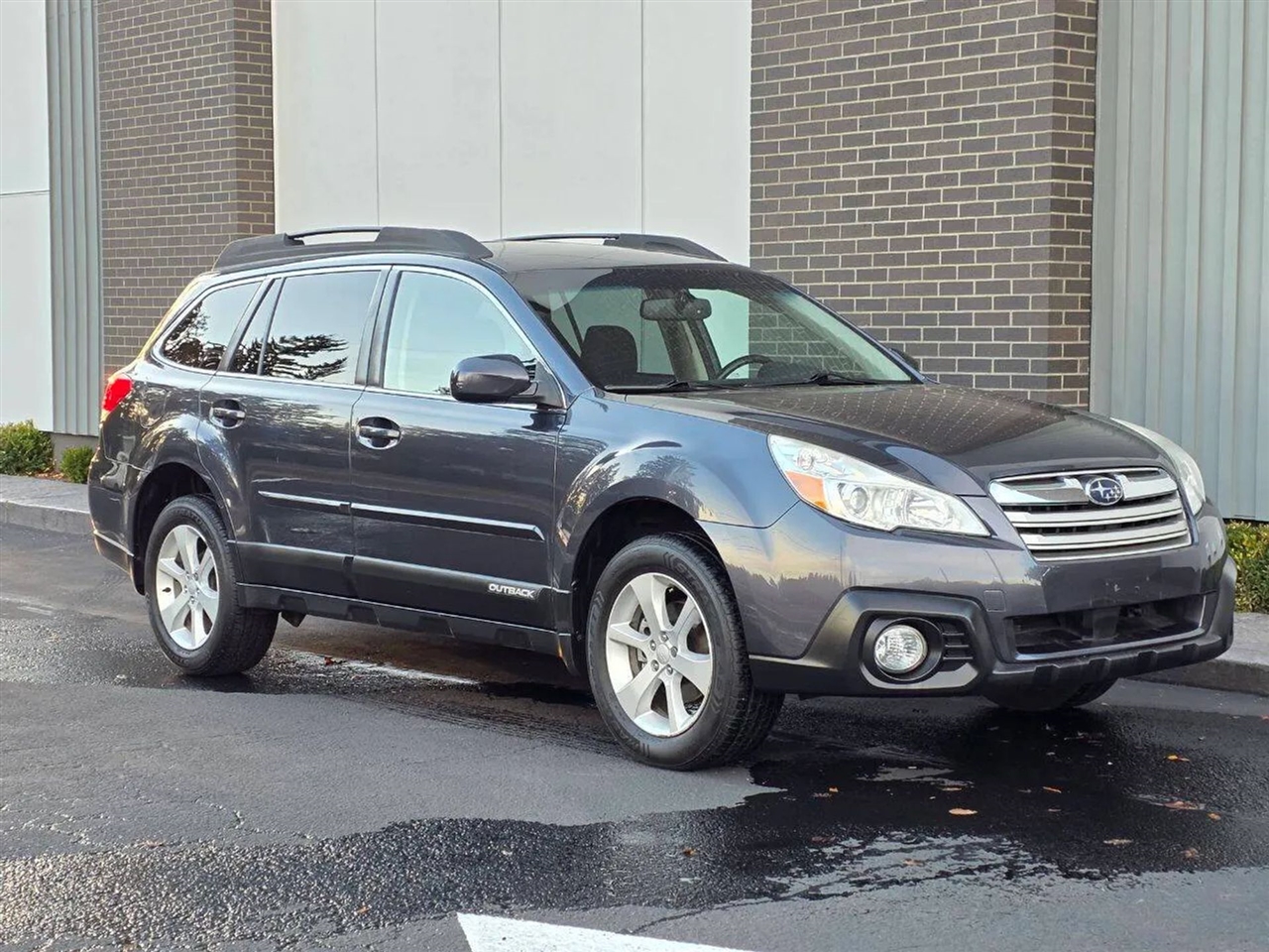 2013 Subaru Outback 2.5i Premium