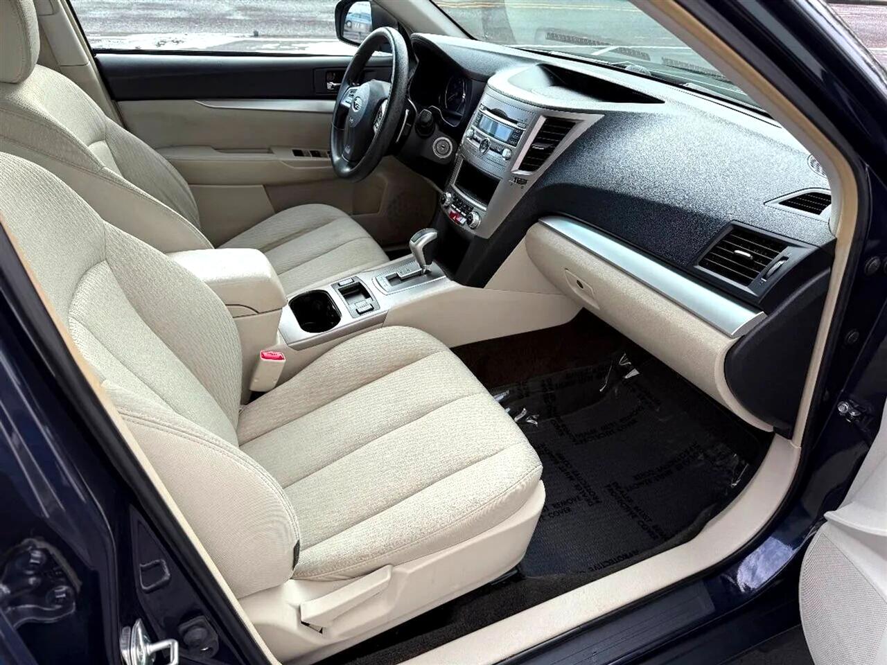 Subaru Outback 2.5i 2012