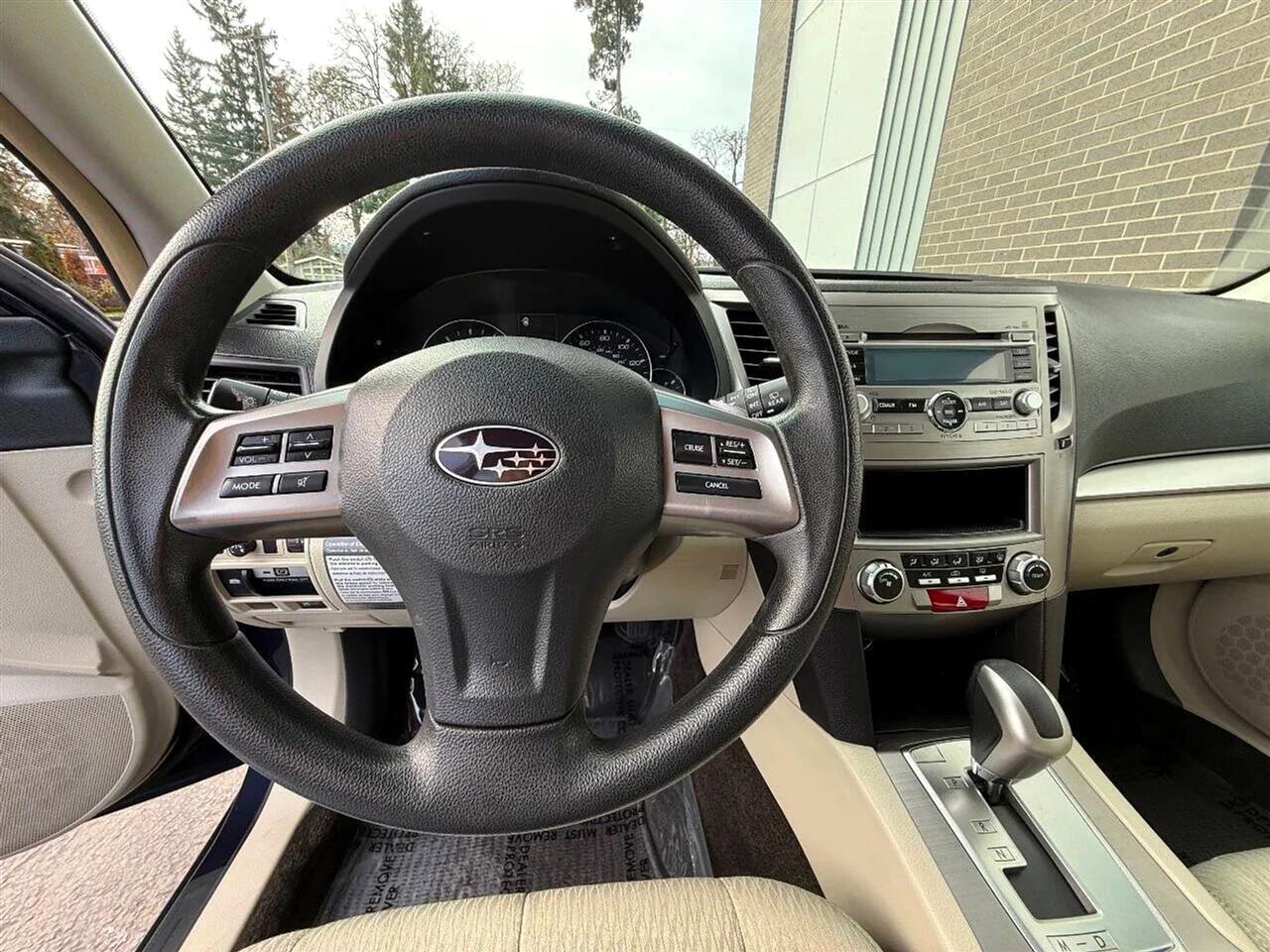 Subaru Outback 2.5i 2012