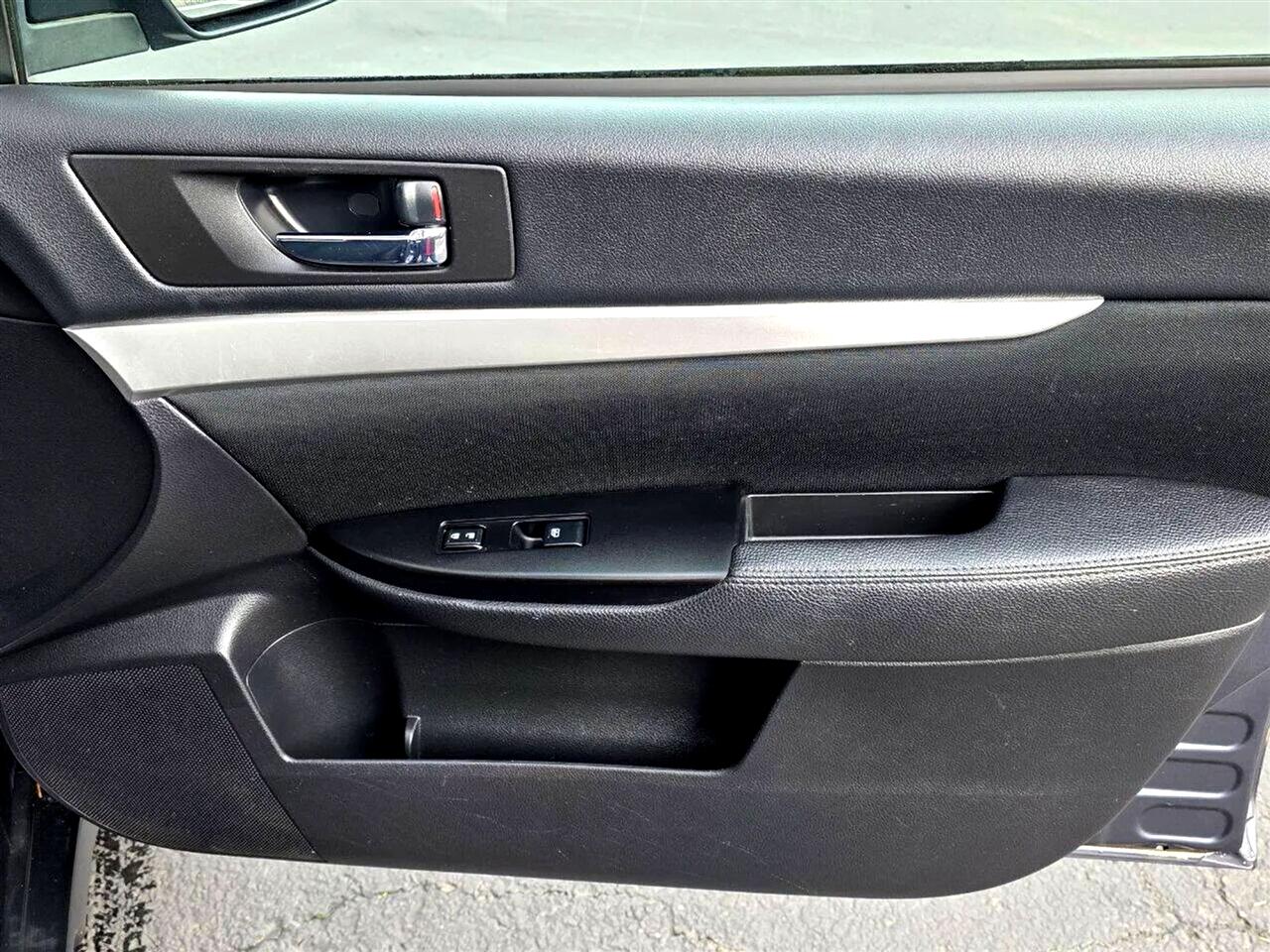 Subaru Outback 2.5i Premium 2014