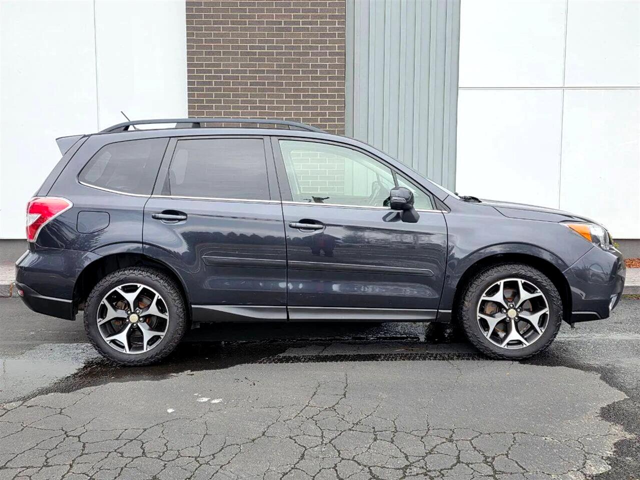 Subaru Forester 2.0XT Touring 2014