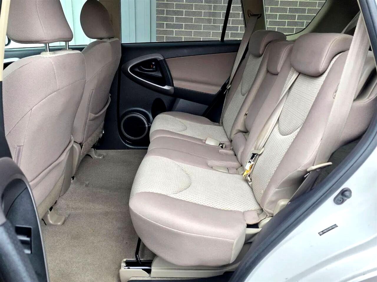 Toyota RAV4 Base I4 4WD 2008