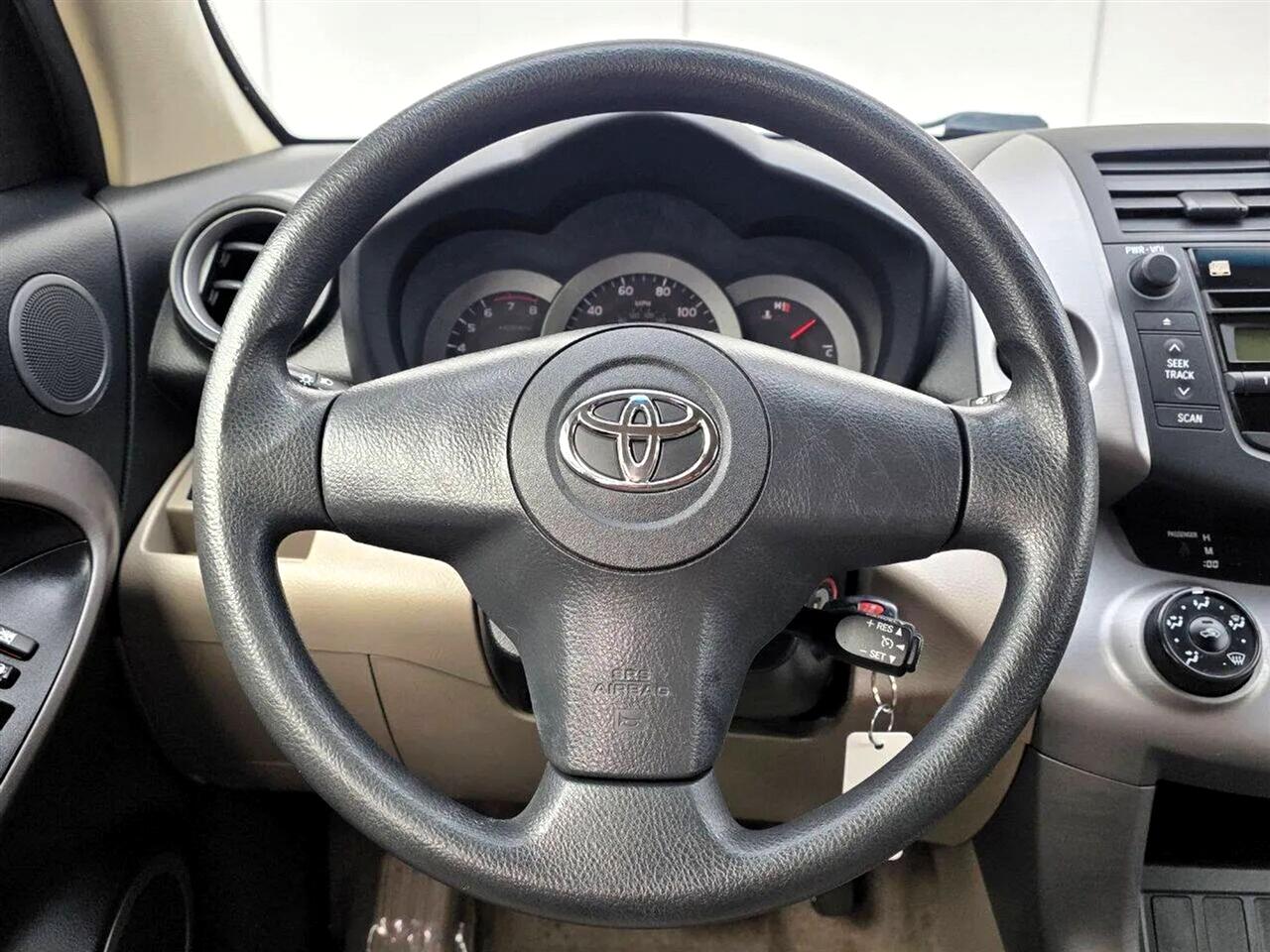 Toyota RAV4 Base I4 4WD 2008