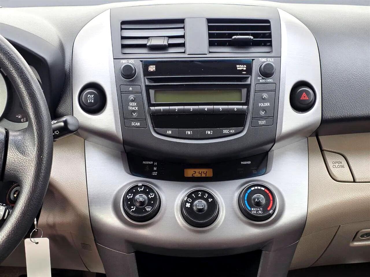 Toyota RAV4 Base I4 4WD 2008