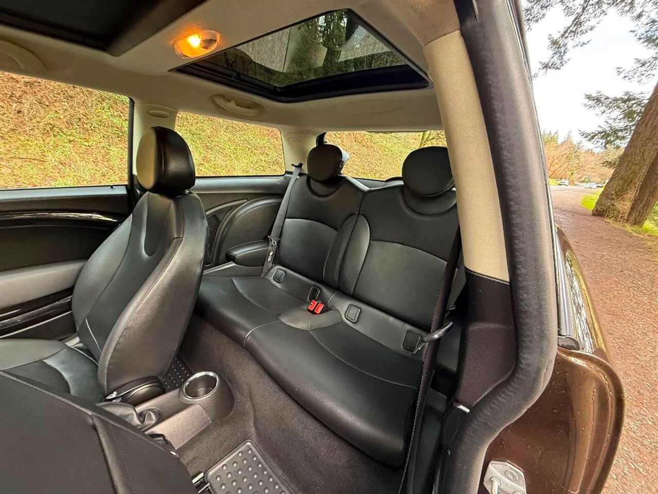 MINI Cooper Base 2011