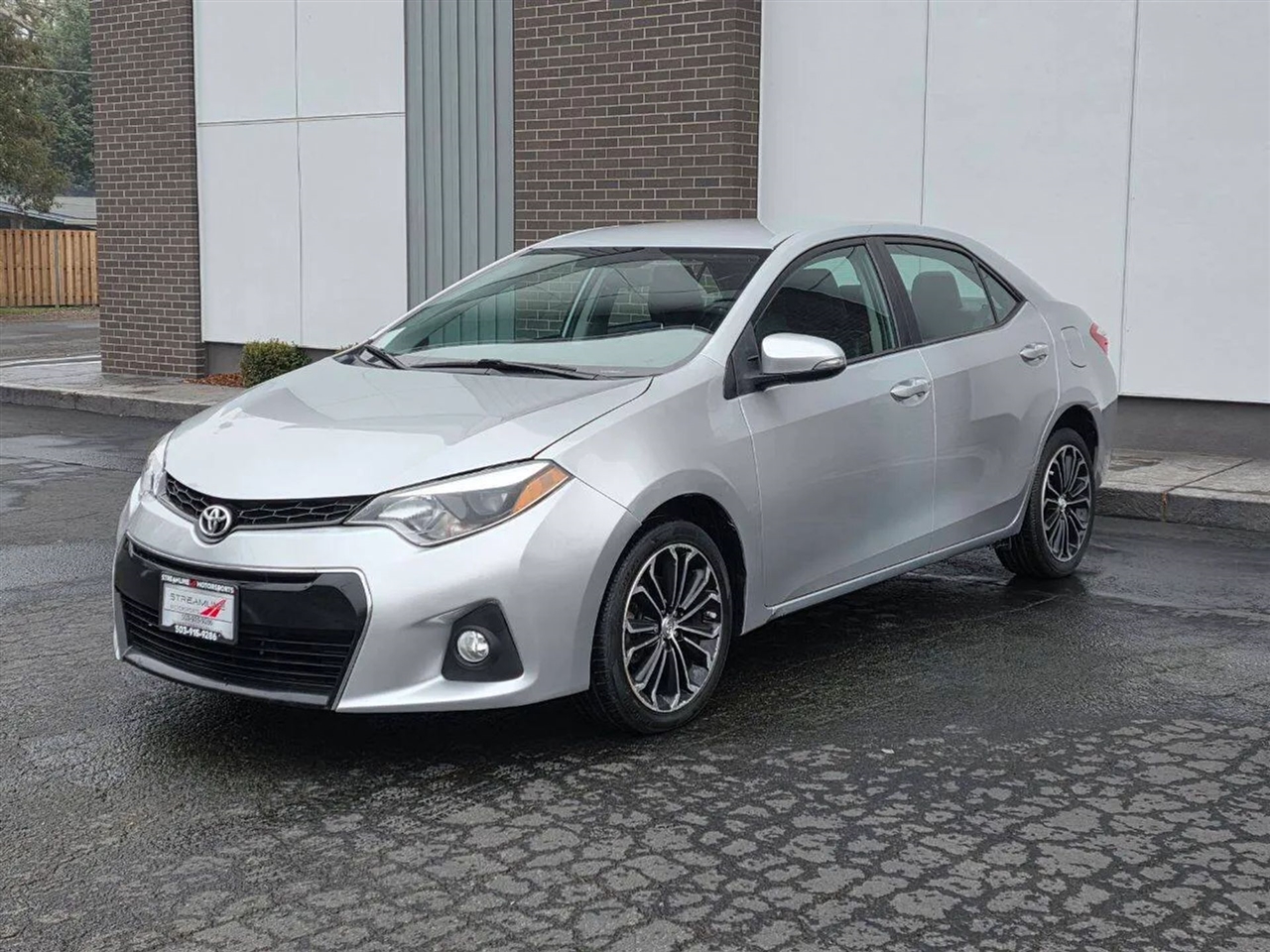 Toyota Corolla S Plus 6MT 2014