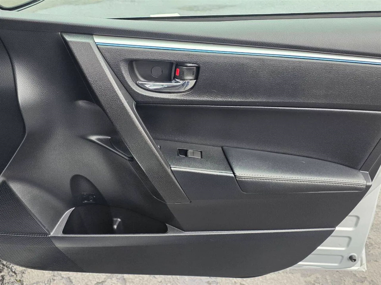 Toyota Corolla S Plus 6MT 2014