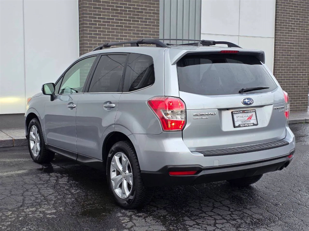 Subaru Forester 2.5i Touring 2014