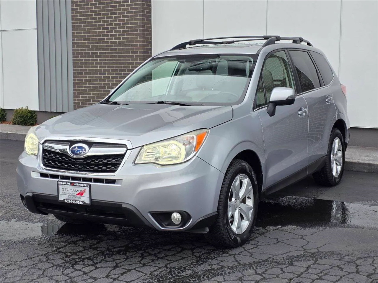 Subaru Forester 2.5i Touring 2014