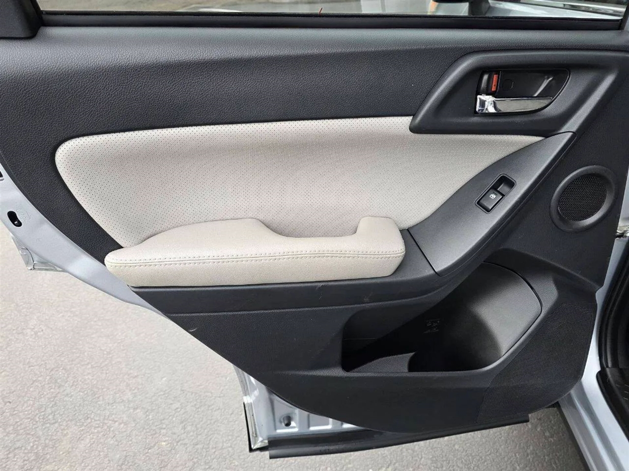 Subaru Forester 2.5i Touring 2014