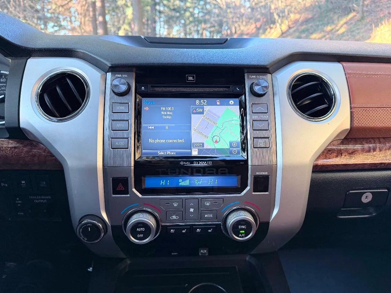 Toyota Tundra Platinum CrewMax 5.7L 4WD 2017