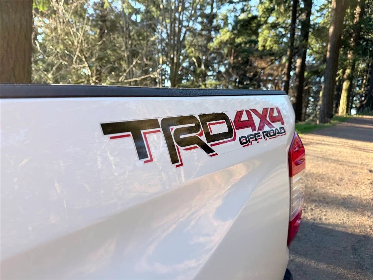 Toyota Tundra Platinum CrewMax 5.7L 4WD 2017