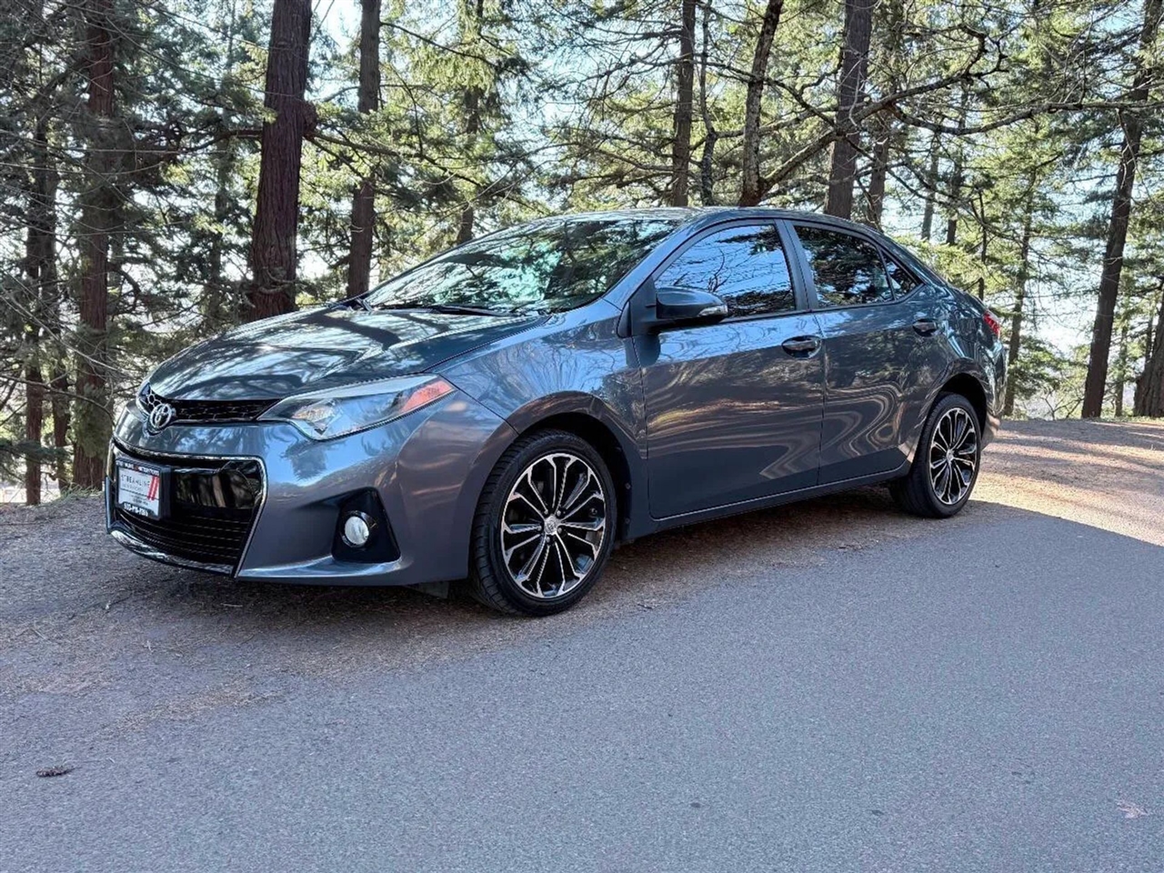 Toyota Corolla S Plus 6MT 2015