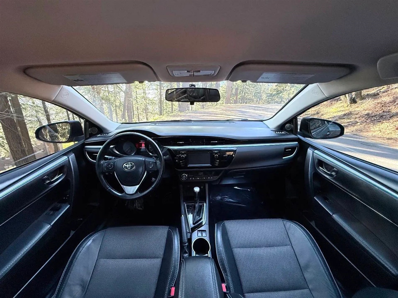 Toyota Corolla S Plus 6MT 2015