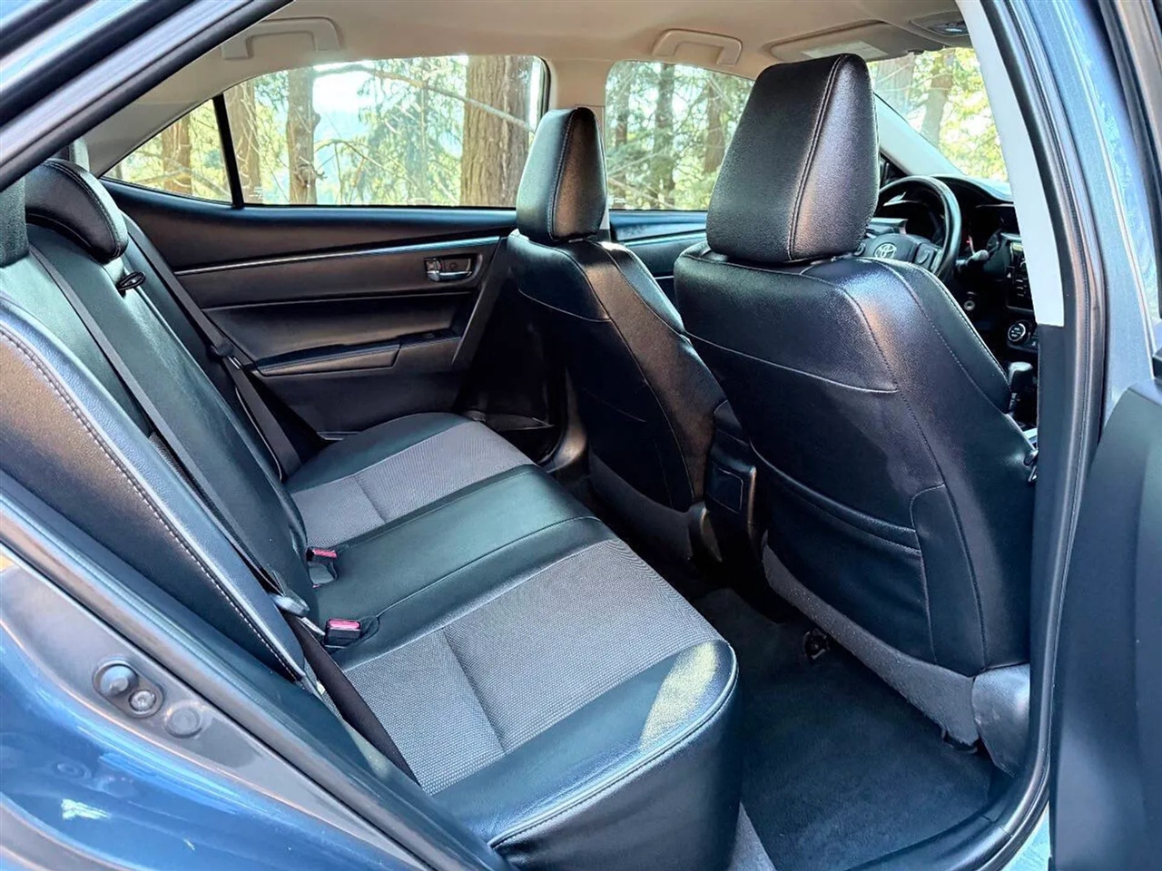 Toyota Corolla S Plus 6MT 2015