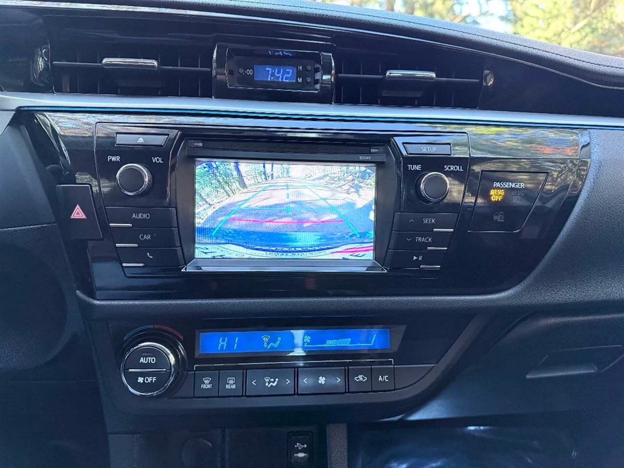 Toyota Corolla S Plus 6MT 2015