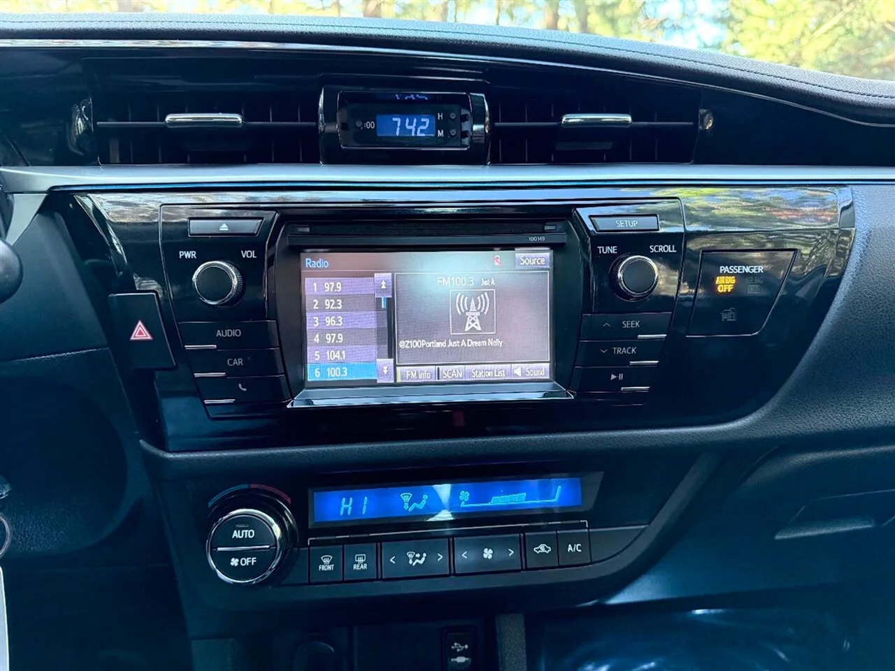 Toyota Corolla S Plus 6MT 2015