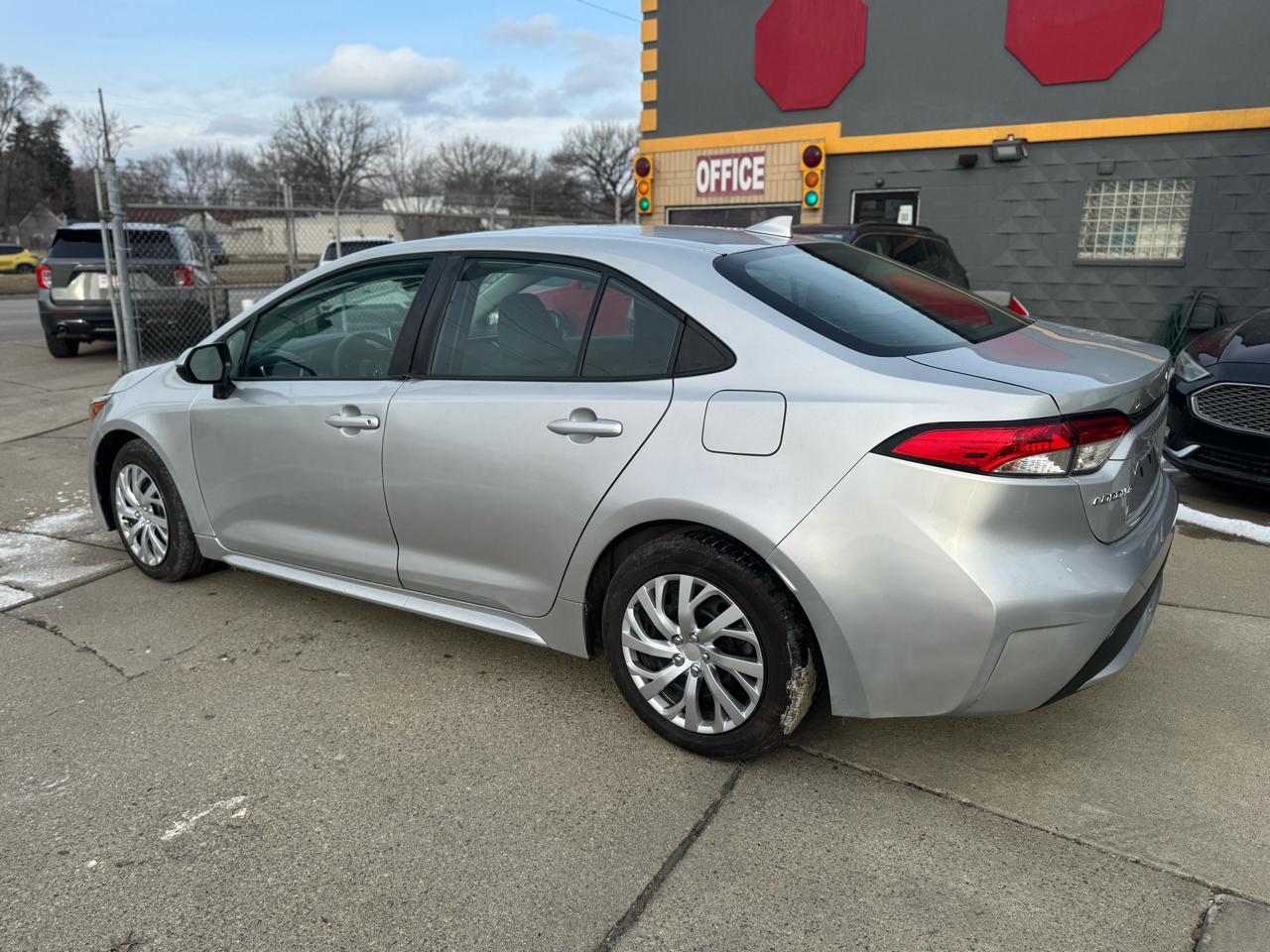 Toyota Corolla LE 2021