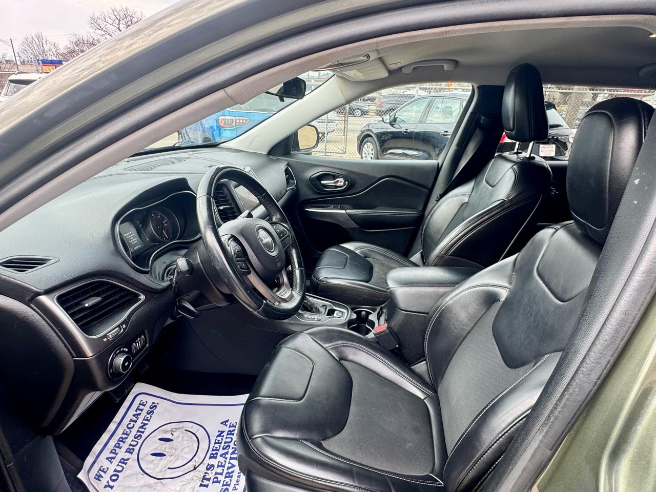 Jeep Cherokee Latitude Plus FWD 2019