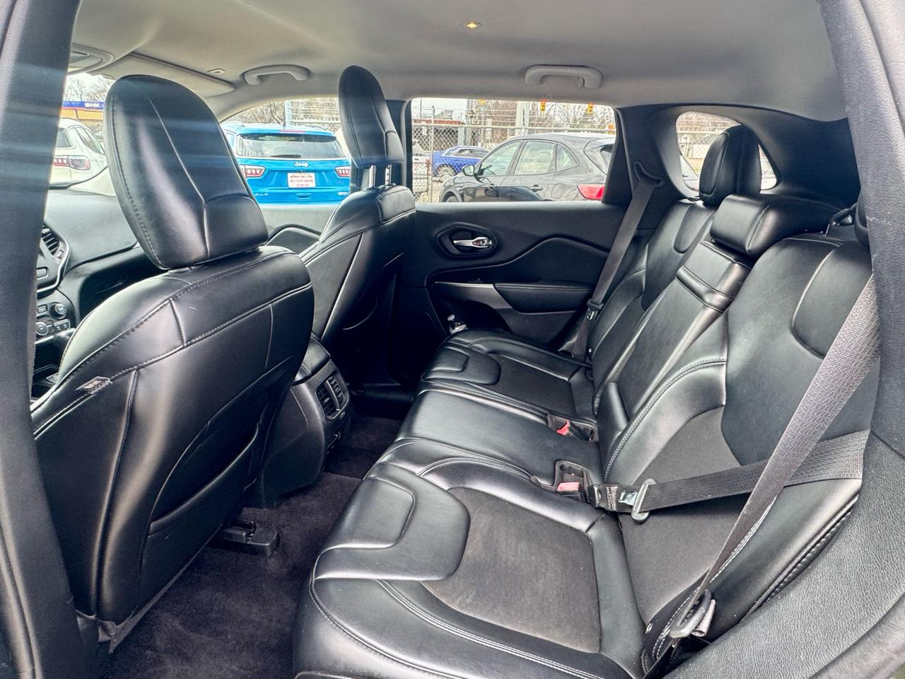 Jeep Cherokee Latitude Plus FWD 2019