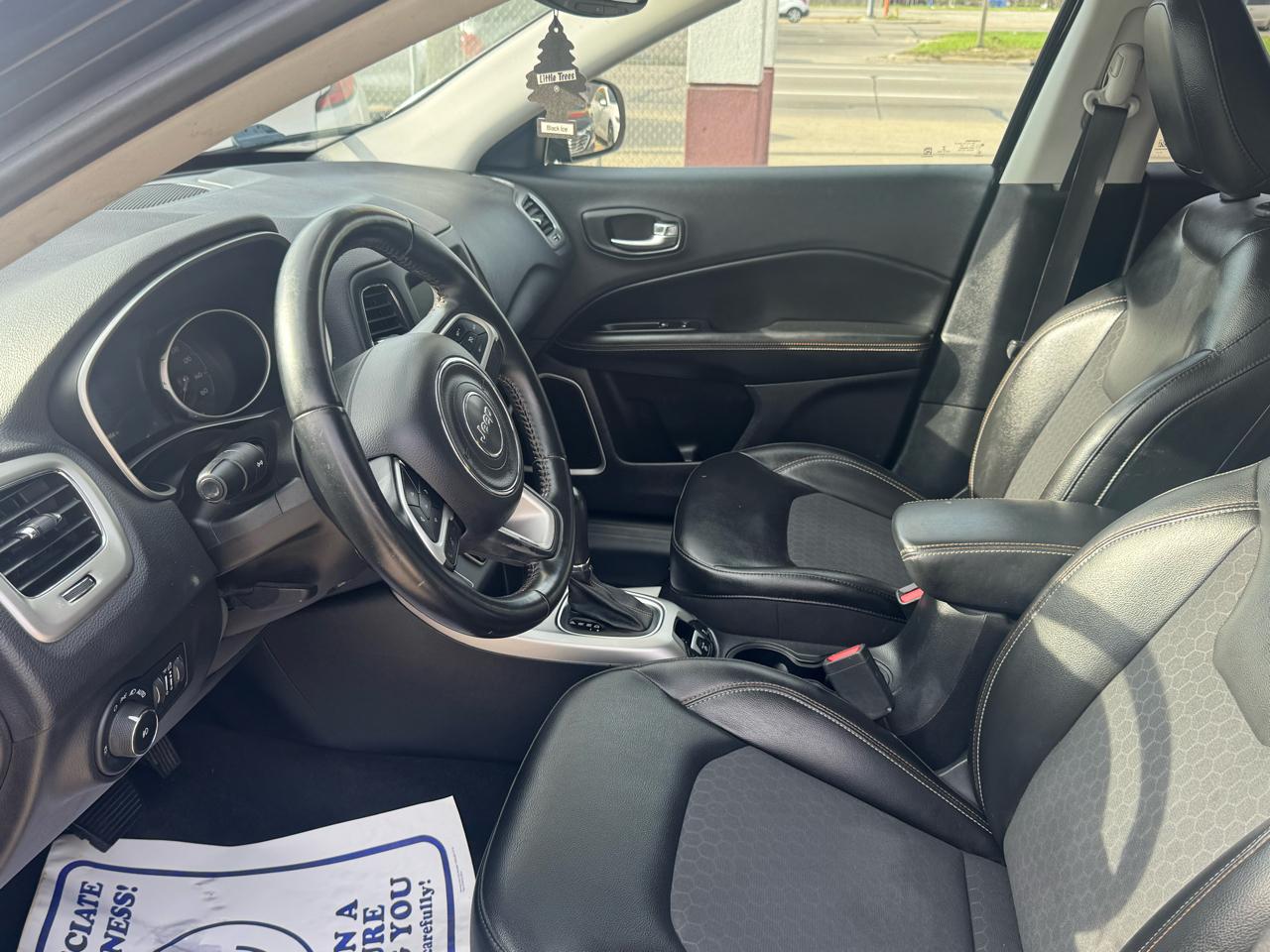 Jeep Compass Latitude FWD 2018