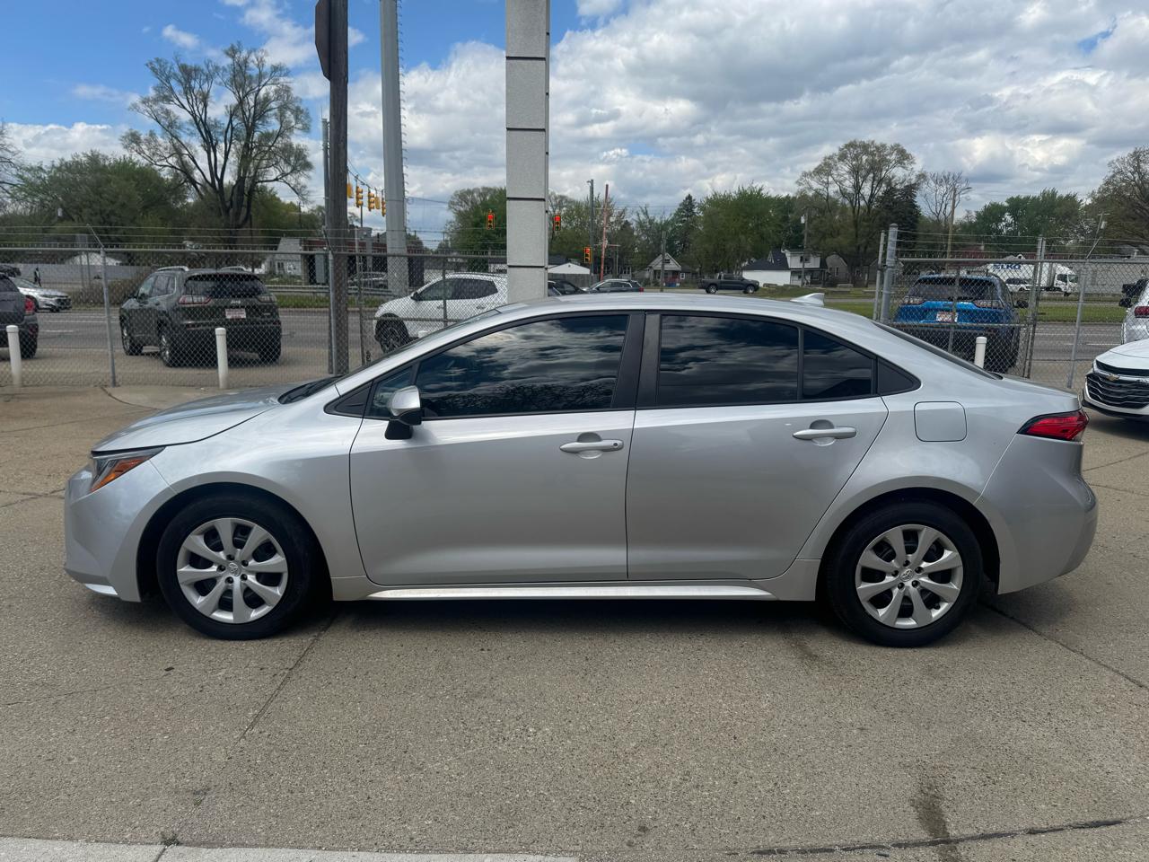 Toyota Corolla LE 2021