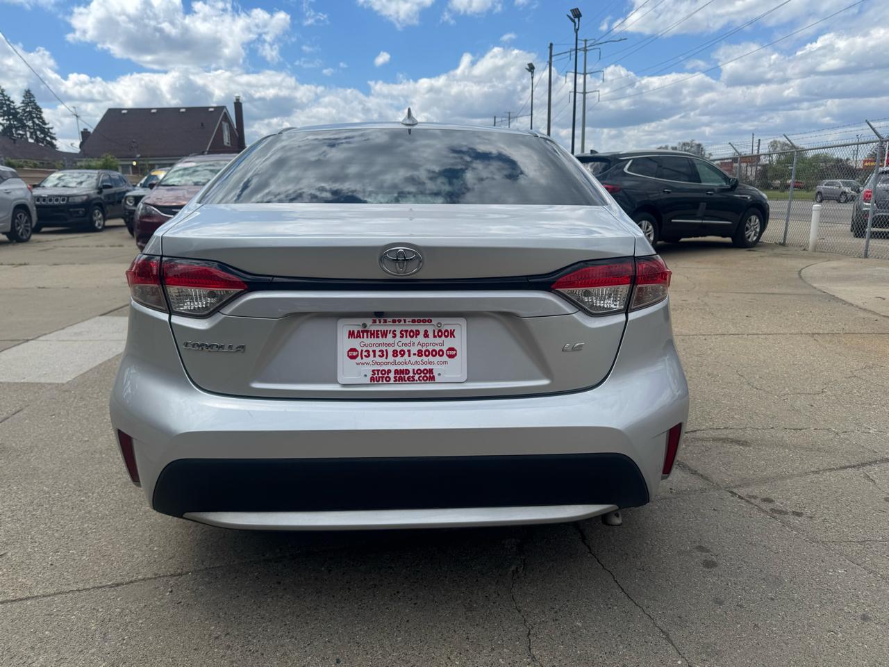 Toyota Corolla LE 2021