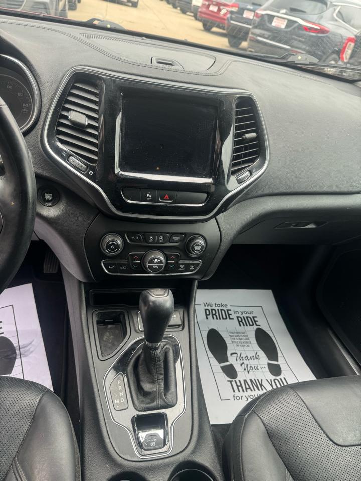 Jeep Cherokee Limited FWD 2019
