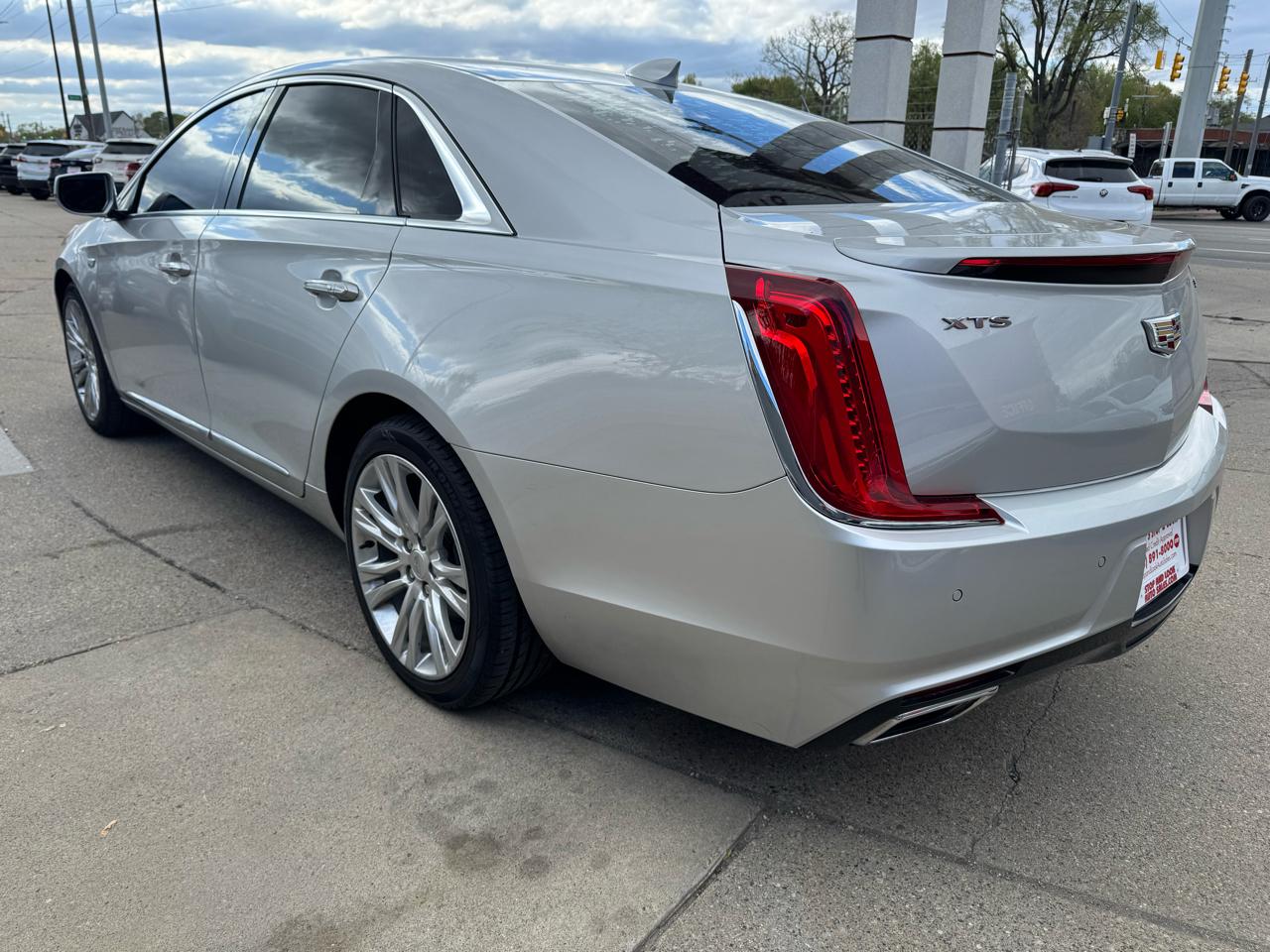 Cadillac XTS Luxury FWD 2019