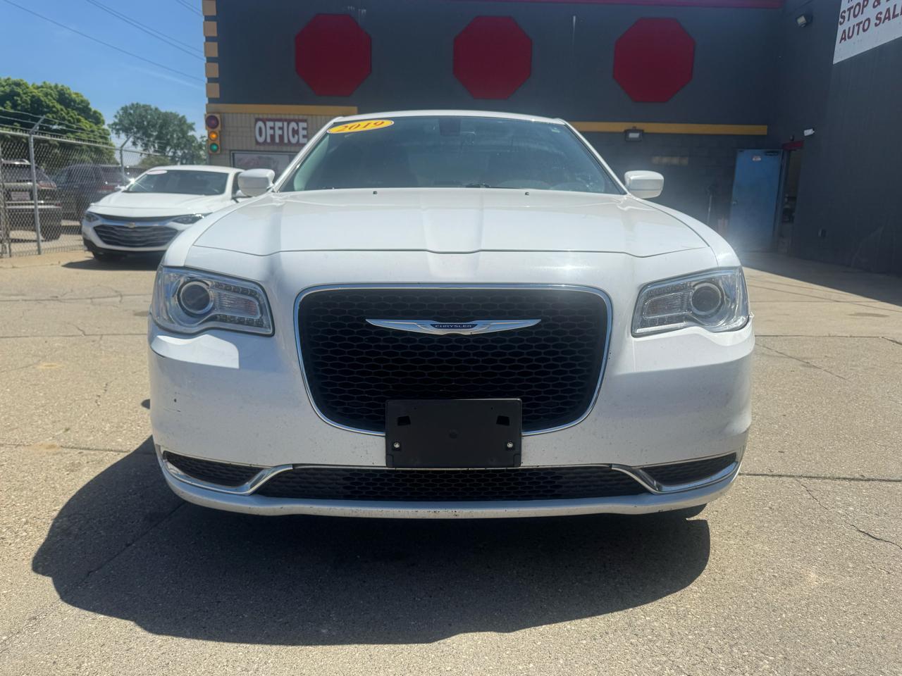 Chrysler 300 Touring 2019
