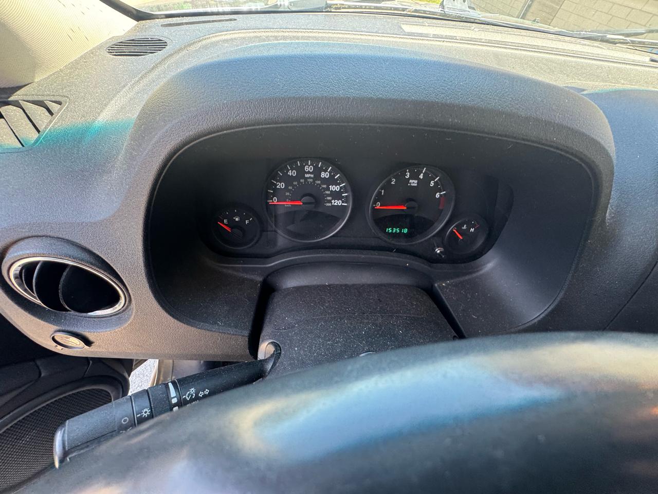Jeep Patriot Latitude 2WD 2012