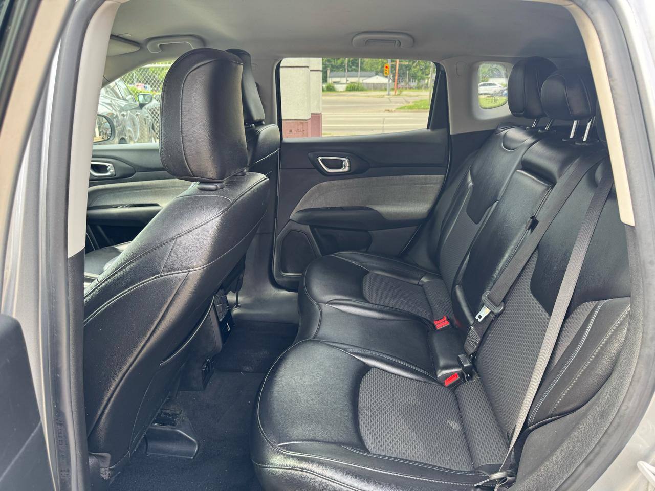 Jeep Compass Latitude FWD 2022