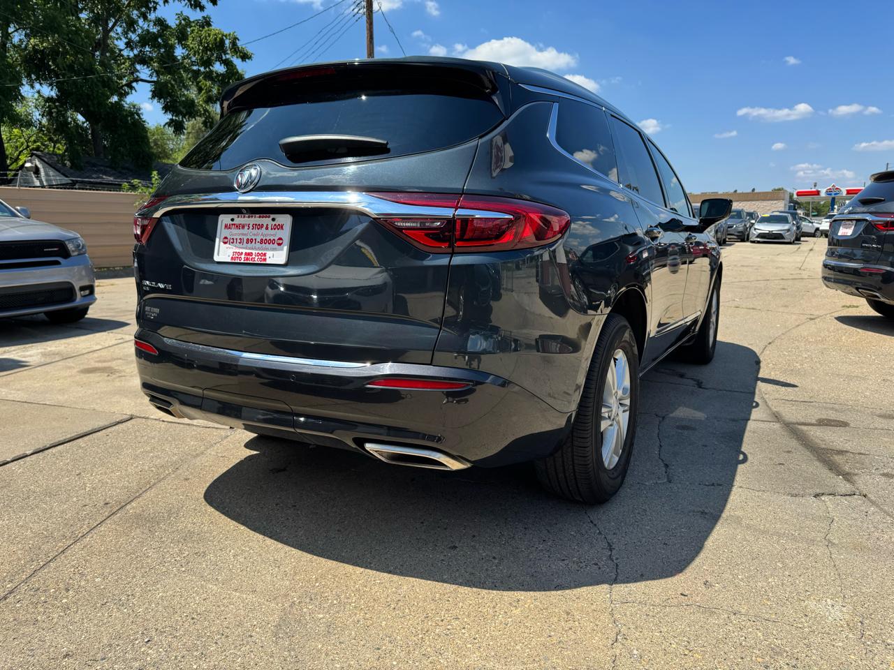 Buick Enclave Essence AWD 2021