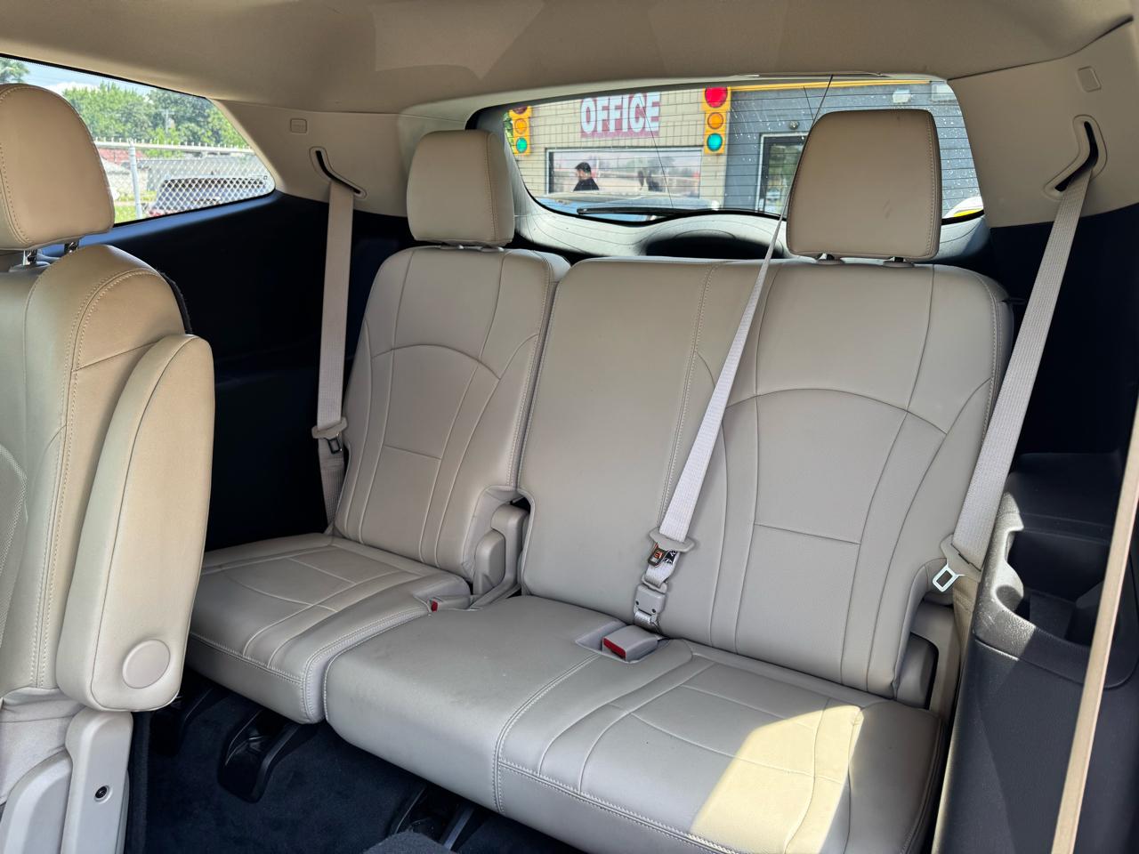 Buick Enclave Essence AWD 2021