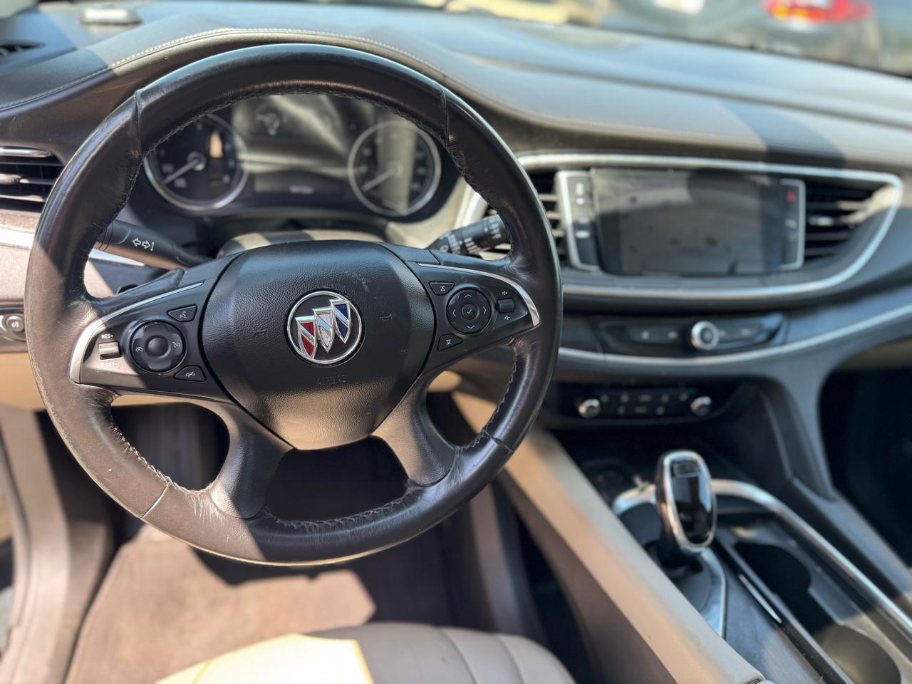 Buick Enclave Essence AWD 2021