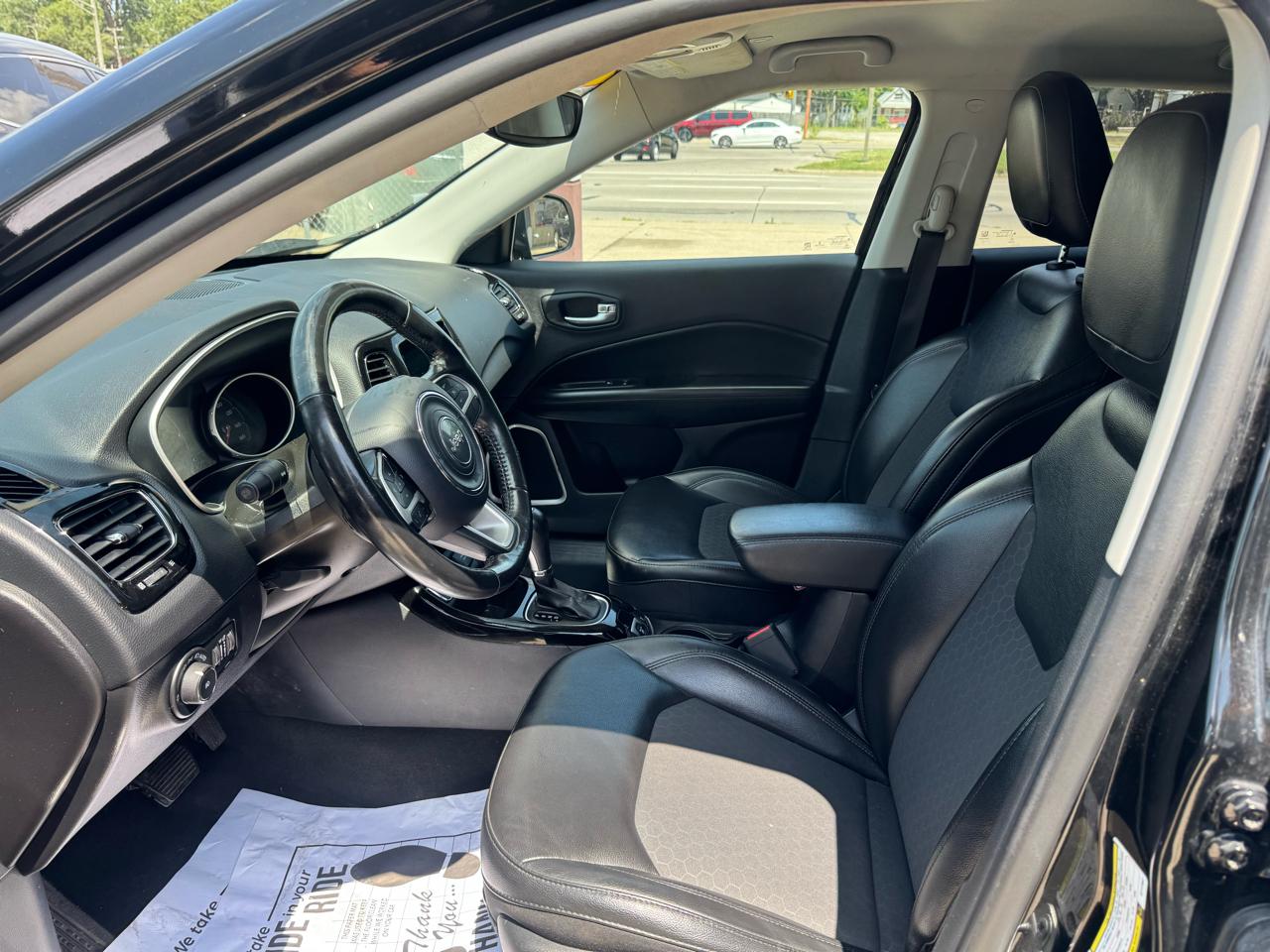 Jeep Compass Latitude FWD 2019
